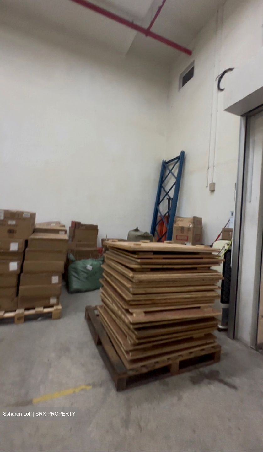 Oxley Bizhub (D14), Warehouse #576216581